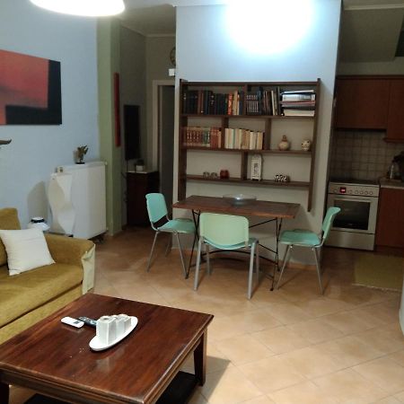 Ησυχες Διακοπες Villa Kalamata Exteriör bild