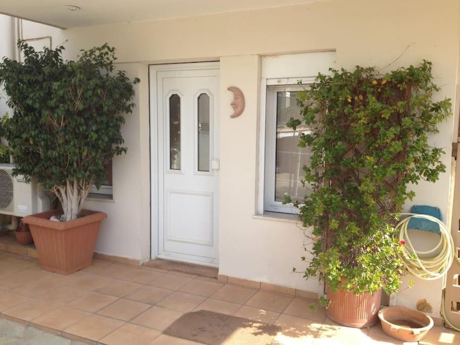 Ησυχες Διακοπες Villa Kalamata Exteriör bild